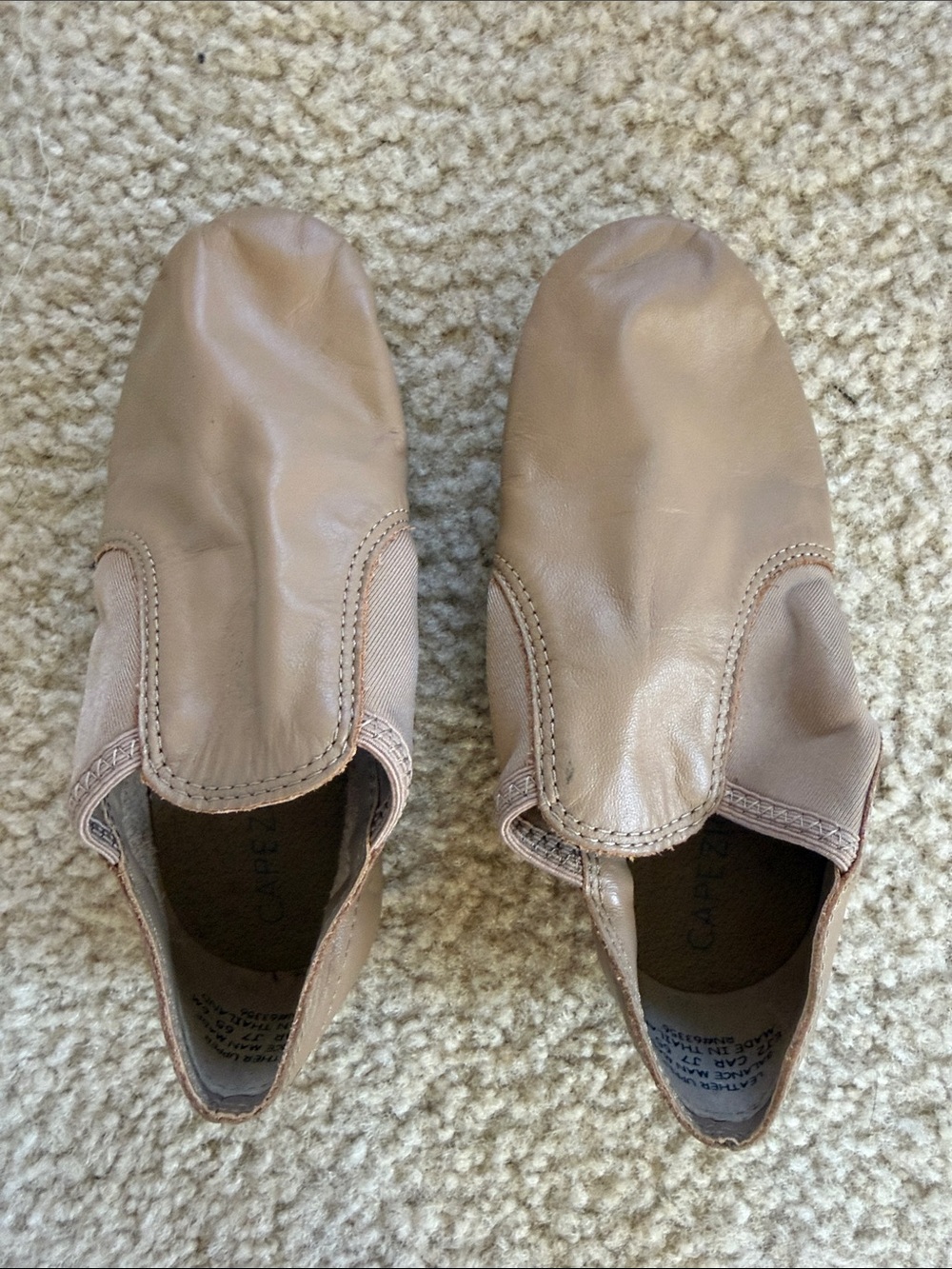 Capezio jazz shoes never worn
